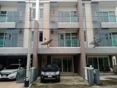 ให้เช่า ทาวโฮม 3 ชั้น Town Avenue ทาวน์ อเวนิว ศรีนครินทร์ ซ.อ่อนนุช 68