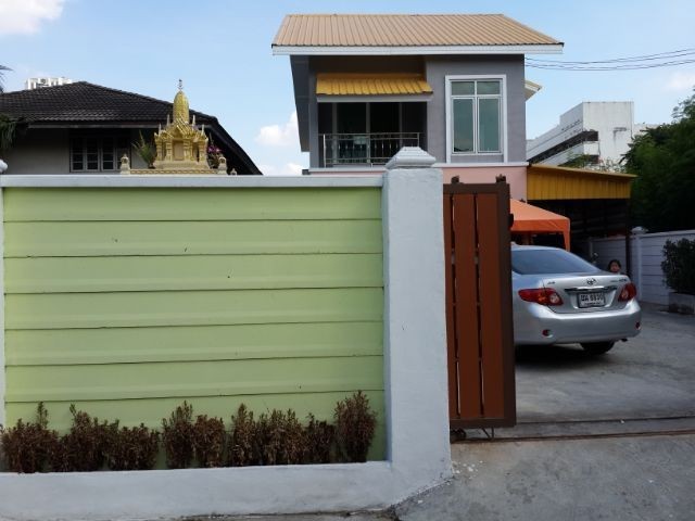 TN31ให้เช่าบ้านเดี่ยว 2 ชั้น ซอยอินทามระ 21 ใจกลางเมือง ใกล้รถไฟฟ้าBTSสะพานควาย
