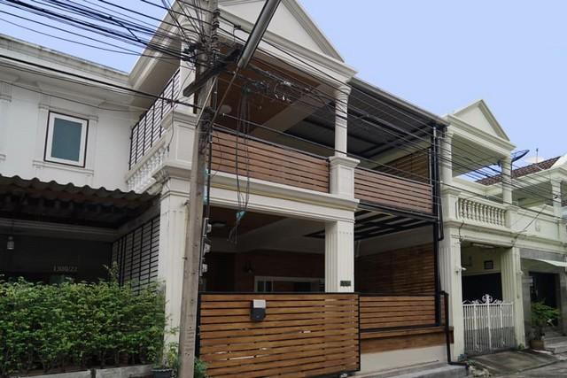 ให้เช่าทาวน์เฮ้าส์ 2ชั้น สุขุมวิท50 มี 3นอน 3น้ำ 5แอร์ 45000ต่อเดือน