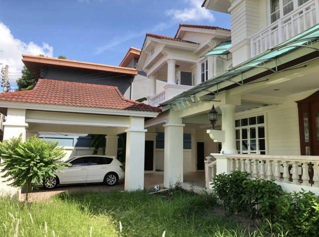 ขายให้เช่าบ้านเดี่ยว มัณฑนา เฉลิมพระเกียรติ28   พื้นที่ 114ตรว 5นอน 4น้ำ 40,000ต่อเดือน 13ล้าน