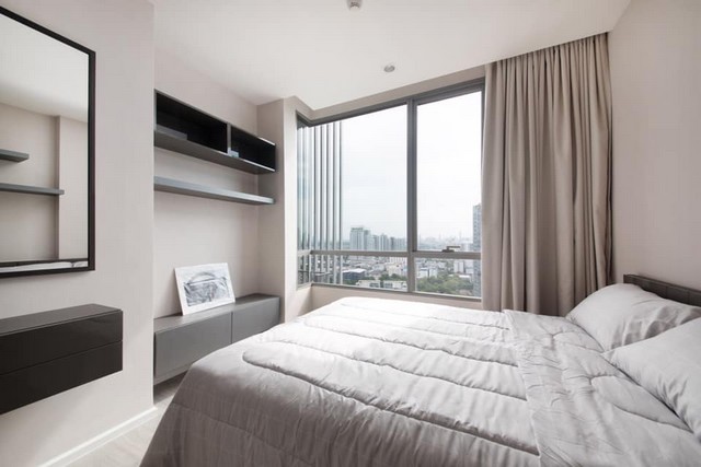 The Room Sukhumvit 69 27th floor peaceful safe private BTS Phra Khanong