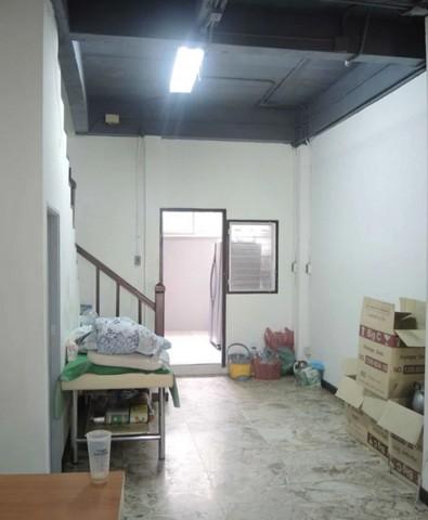 HR 4300 ให้เช่าทาวน์โฮม 3 ชั้น ซอยลาดพร้าว 48 ย่านลาดพร้าว ทะลุถนนสุทธิสาร