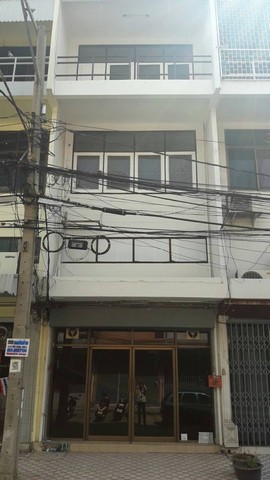 ขายด่วน อาคารพาณิชย์ 3.5 ชั้น เสนานิคม 1 (เสนานิเวศน์ ซ.102)