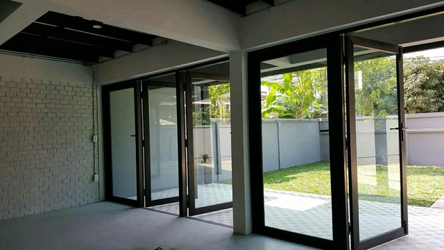 ให้เช่าบ้านเดี่ยวหมู่บ้านต.รวมโชค โชคชัย 4 ตกเเต่งสไตล์ LOFT เหมาะทำออฟฟิศ