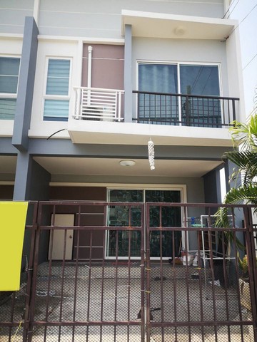 T0576 ขายทาวน์เฮ้าส์ 2 ชั้น หมู่บ้าน ศุภาลัยวิลล์ เพชรเกษม 69 เนื้อที่19.8 ตรว 3 ห้องนอน 2 ห้องน้ำ