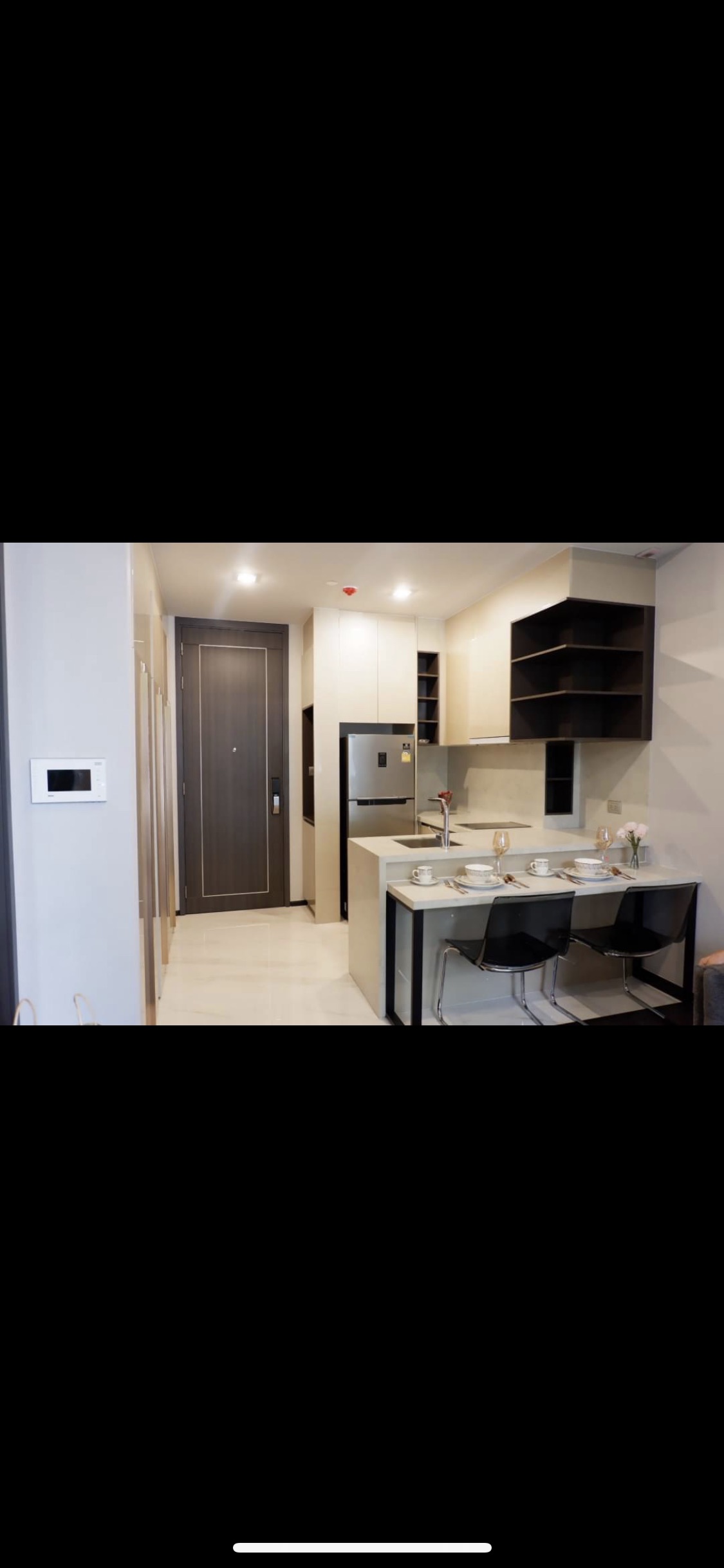ห้องสวย ให้เช่า คอนโดหรู 1 ห้องนอน ใกล้ รถไฟฟ้า สถานี ทองหล่อ   เพียง 49,000 บาท / เดือน