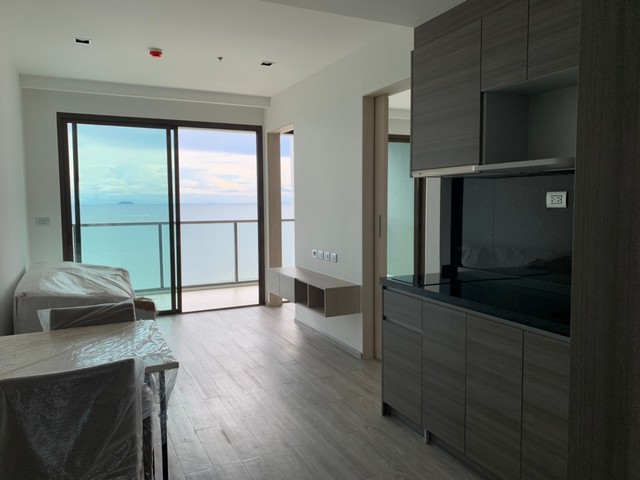 ขาย คอนโดติดทะเล ที่พัทยา AERAS Beachfront Condominium Pattaya - 1 ห้องนอน 45.71 sq.m. ติดหาด