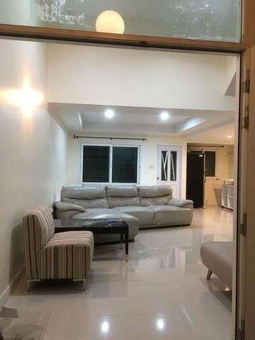 ให้เช่าและขายทาวน์โฮม 4.5 ชั้น 35 ตรว. ซอยวิภาวดี 20 ซอยลาดพร้าว 18 ใกล้หลังการบินไทย พร้อมเข้าอยู่