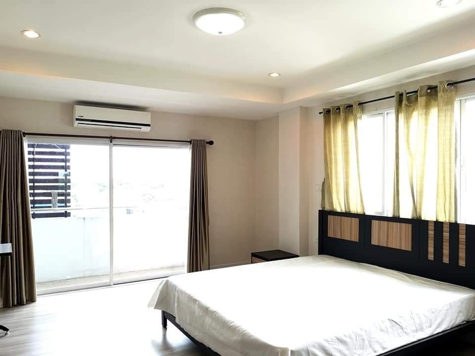 เซเว่น สตาร์ คอนโด เจ็ดยอด (Seven Star Condo) ตึกC ชั้น6 บนสุด อากาศและวิวดีมาก เงียบสงบ (ห้องมุม)