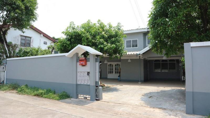 PL10 ขายบ้านเดี่ยว 2 ชั้นหลังใหญ่ พึ่งรีโนเวทใหม่ ถนนโชคชัย 4 ซอย 36  ย่านลาดพร้าว71