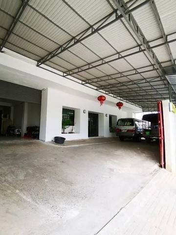 ให้เช่าอาคารพร้อมโกดัง 3.5ชั้น ย่านรามอินทรา เหมาะสำหรับทำโรงงานขนาดย่อม