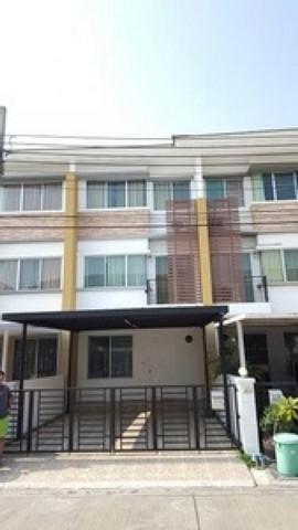 ให้เช่าทาวน์โฮม 3 ชั้น หมู่บ้านทาวน์พลัส กรุงเทพกรีฑา 7 รีโนเวทใหม่ทั้งหลัง ตกแต่งใหม่พร้อมอยู่