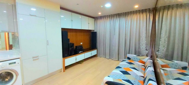 ขาย Noble Ambience Sarasin BTS ราชดำริ Size 46.23 ตรม. 1ห้องนอน วิวสระ ทิศใต้ B12126308