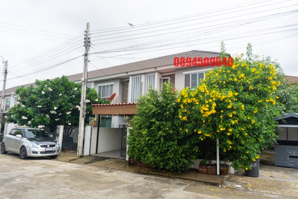 ขายทาวน์โฮม หลังริม 27 ตร.วา พฤกษาวิลล์ 55/1 วงแหวน-รามอินทรา  เฟอร์ครบพร้อมอยู่  