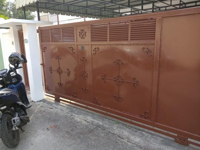 ให้เช่าบ้านเดี่ยว 2 ชั้น เนื้อที่ 80 ตรว. รีโนเวทใหม่ ใกล้เดอะไนน์ ทำออฟฟิศจดทะเบียนได้