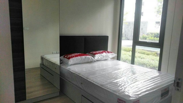 ขาย 1ห้องนอน 1ห้องน้ำ Centric Ratchada Huai Khwang  วิวสระว่ายน้ำ