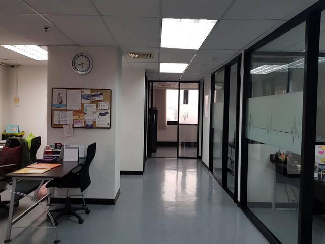 BR 1032 ให้เช่าพื้นที่สำนักงาน 105 ตรม.อาคารยูไนเต็ด ทาวเวอร์ ทองหล่อ ใกล้เจอเวนิว ทองหล่อ