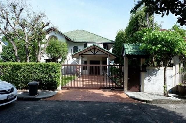 ให้เช่าบ้านเดี่ยว 2 ชั้น 119 ตรว. หมู่บ้านสัมมากร รามคำแหง 110 เฟอร์พร้อมอยู่
