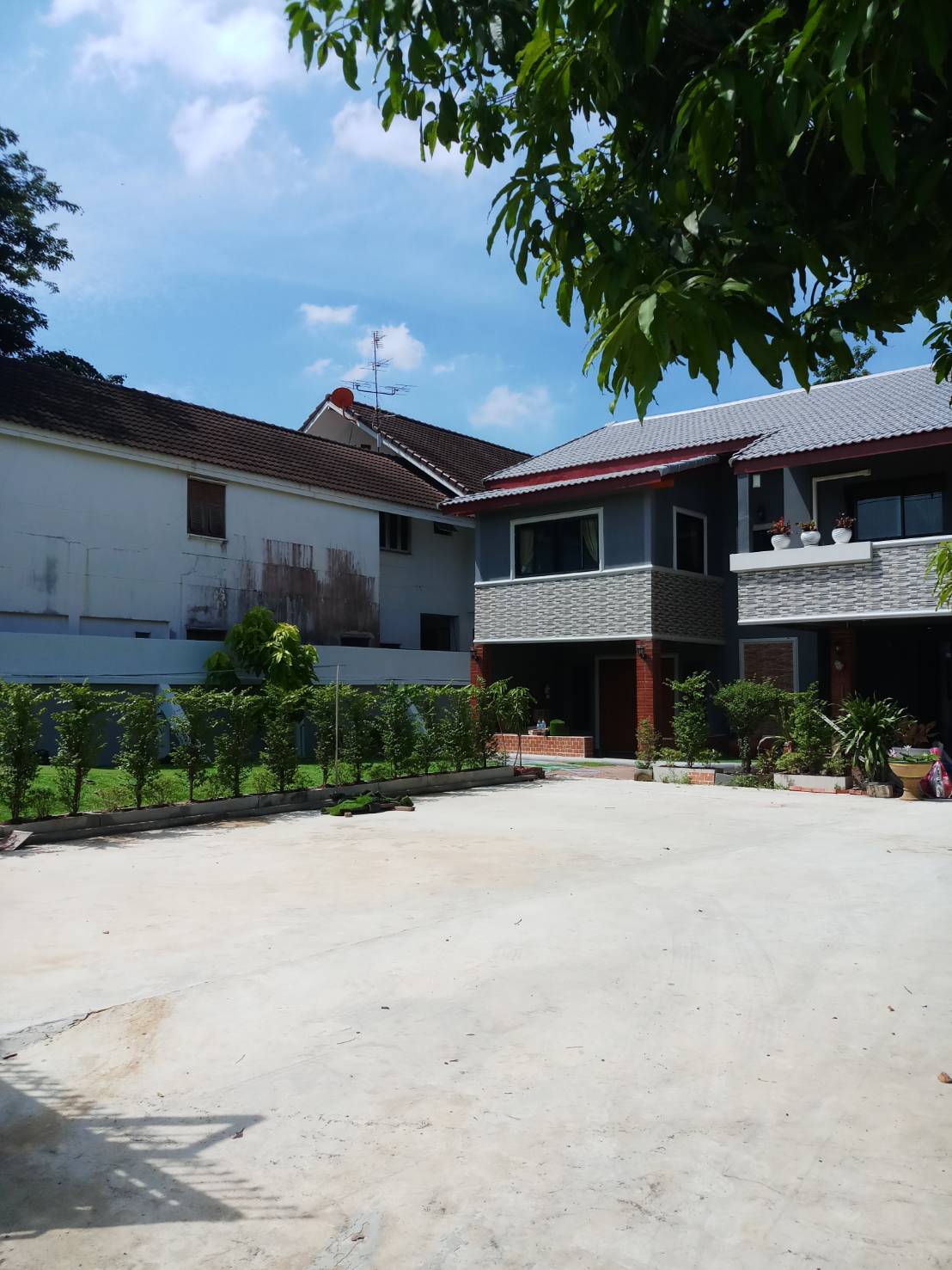 1ให้เช่าบ้านเดี่ยว 147 ตรว 5 ห้องนอน 4 ห้องน้ำ  ใกล้ BTSปุณณวิถี