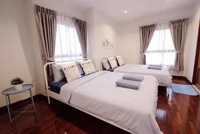 เช่าคอนโด แกรนด์ ไดมอนด์ ประตูน้ำ [Grand Diamond Pratunam ] 2 Beds วิวสวย ราคาถูก