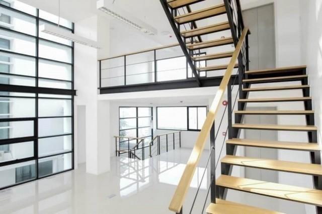 ให้เช่าโฮมออฟฟิ 6ชั้น ย่านลาดพร้าว101 พร้อมเข้าอยู่ ใกล้เลียบด่วน พื้นที่ใช้สอย550 ตรม.