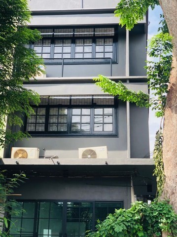 ให้เช่า อาคารพาณิชย์ 3 ชั้น ทำเลดี  ใกล้มหาวิทยาลัยหอการค้าไทย ประชาสงเคราะห์ ดินแดง วิภาวดีรังสิต  
