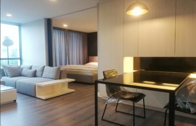 The Room Sukhumvit 40 clean convenient 6th floor nice BTS Ekkamai