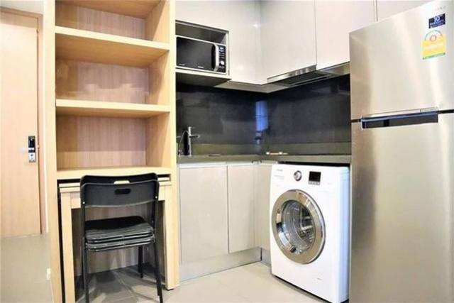 Condo for rent, M Lad near BTS Ladprao station and MRT Phaholyothin station.