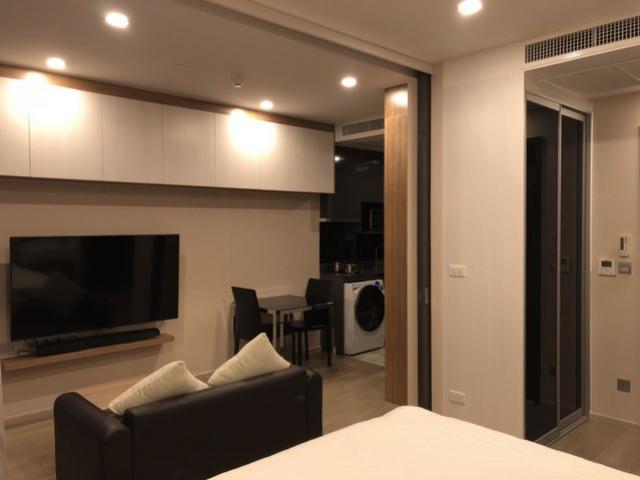 Condo for rent near BTS Asoke, MRT, Ashton Asoke, 18th floor, 1 Bed