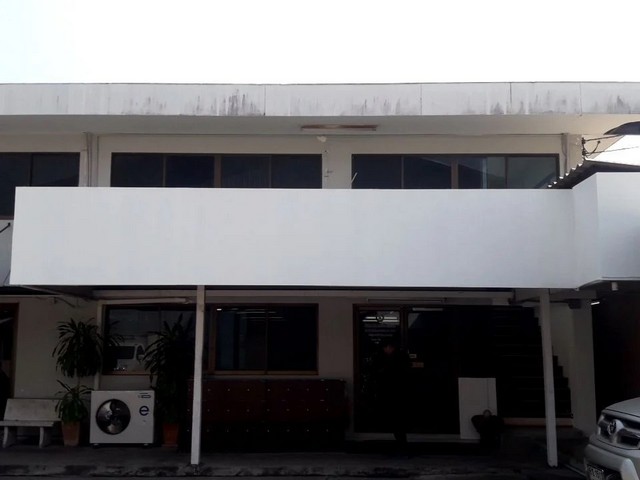 รหัสC3645 ให้เช่าอาคารสำนักงานพร้อมโกดังเก็บสินค้า 500 ตารางวา ถนนเฉลิมพระเกียรติ 