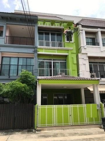 ให้เช่า ทาวน์โฮม 3 ชั้น บ้านกลางเมือง Urbanion ลาดพร้าว 71 ซ.นาคนิวาส 10