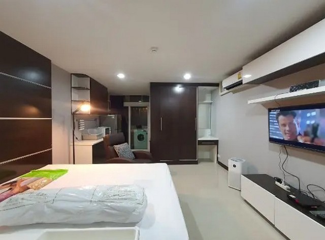 ให้เช่า สตูดิโอ25ตรม8500บ สาทร เรสซิเด้นซ Sathorn Residence  ใกล้ BTS กรุงธนบุรี