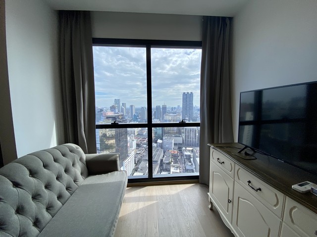 NAI-R407 ให้เช่า พร้อมอยู่ คอนโด แอชตัน จุฬา สีลม High Floor 180m from MRT Samyan 25,000tHB