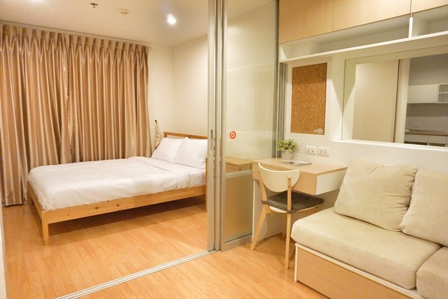ลุมพินี เพลส ศรีนครินทร์ หัวหมาก 1 ห้องนอน 1 ห้องน้ำ 26 ตร.ม ชั้น 7 ตึก A ให้เช่าราคา 9000 บาท เดือน