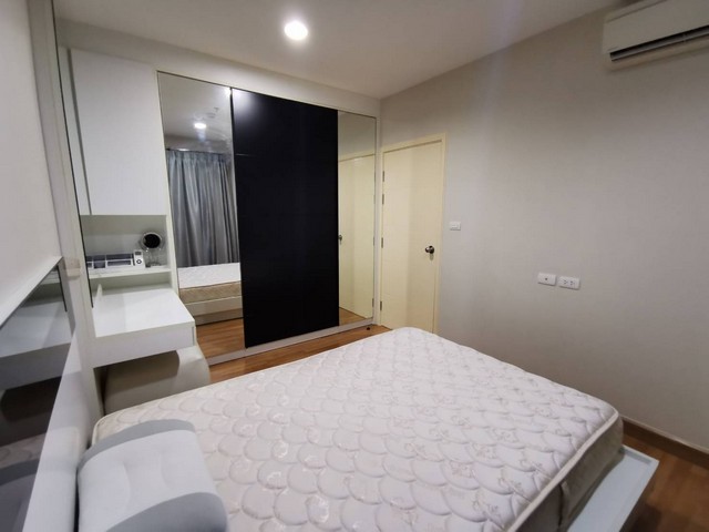 เซ็นทริค รัชดา สุทธิสาร  32 ตรม ชั้น 25 ให้เช่าราคา  14000 บาท เดือน