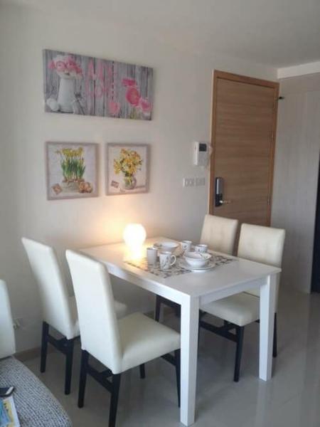 P09CF1708378 SOCIO Reference 61 2 bed2 bath65 sqm.8.2 MB