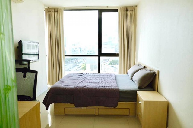 เช่าคอนโด ไอดีโอ รัชดา-ห้วยขวาง [Ideo Ratchada-Huaykwang] 2 Beds ราคาถูก เหมือนได้ฟรี